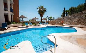 Vista Bahia Con Piscinas, Parking Y Terraza